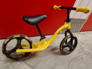 Bici correpasillos Womy amarilla