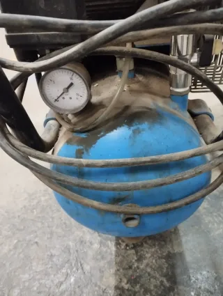 Compresor industrial doble pistón