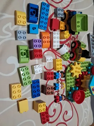 LEGO DUPLO CARRUSEL+LEGO DUPLO 2 COCHES+COCHES.URG