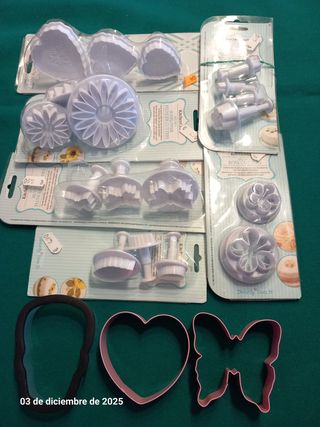 Moldes Fondant KitchenCraft Corazones y Flores