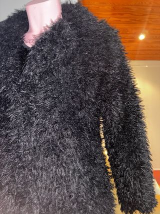 Abrigo pelo negro talla única