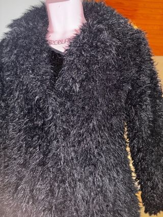 Abrigo pelo negro talla única