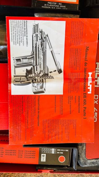 Hilti DX 450 Pistola de Clavos + laser