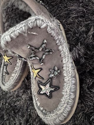 Botas MOU cuña estrellas