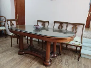 Mesa Comedor Clásica Madera y Cristal