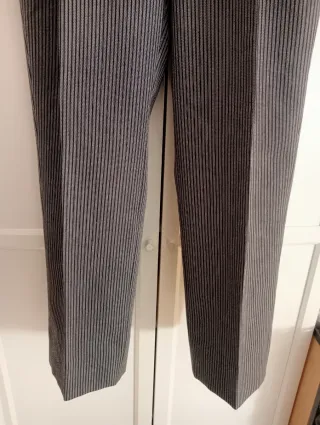Pantalón de chaqué gris