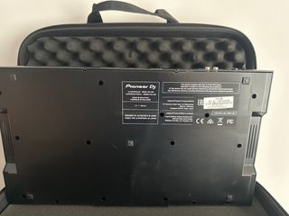 Mesa DJ Pioneer DDJ-400 + maletín