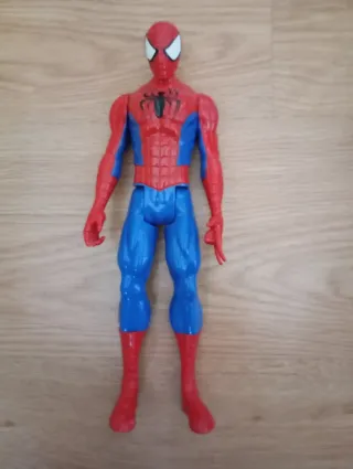 10 Figuras Superhéroes y Acción.