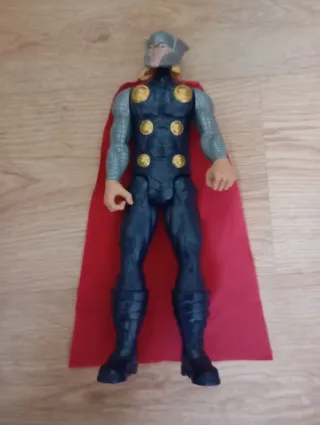 10 Figuras Superhéroes y Acción.