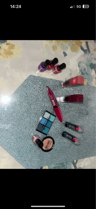Lote Maquillaje y Pintauñas
