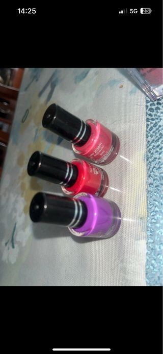 Lote Maquillaje y Pintauñas