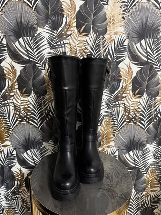 Stivali alti neri 39