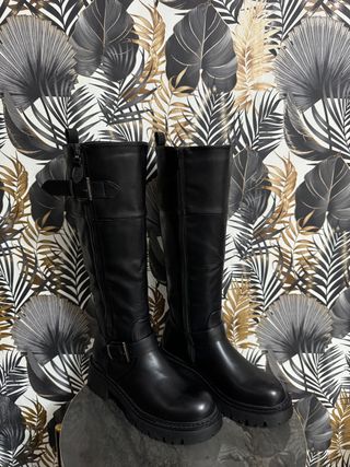 Stivali alti neri 39