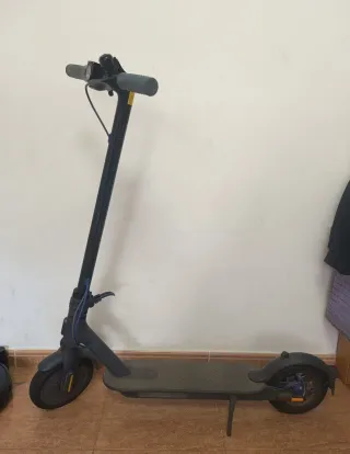 Patinete Eléctrico Xiaomi Mi Scooter 3