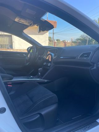 RENAULT MEGANE RS TROPHY -- 2021 -- 31.000 km