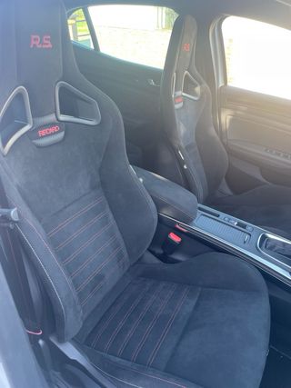 RENAULT MEGANE RS TROPHY -- 2021 -- 31.000 km