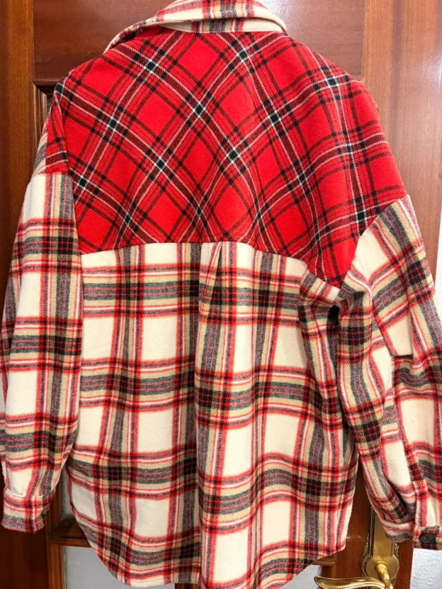Sobrecamisa cuadros Bershka M