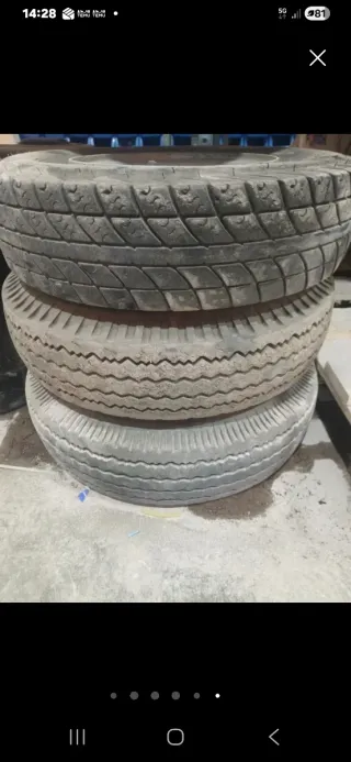 3 Llantas de remolque