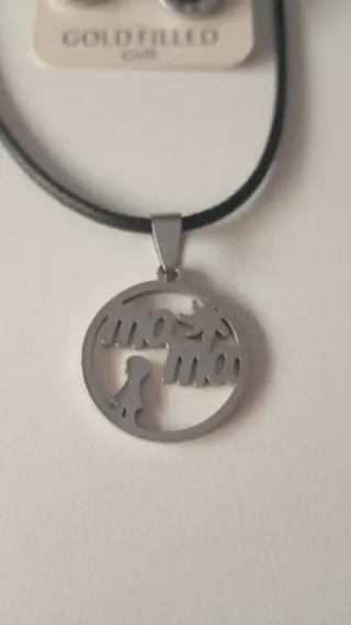 Collar Mama con silueta niña