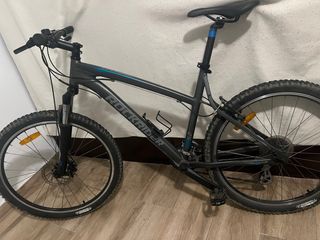 Bicicleta Rockrider 27.5 gris oscuro P