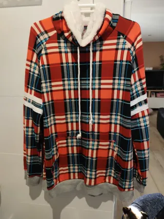Vestido tipo sudadera cuadros forro polar cuello