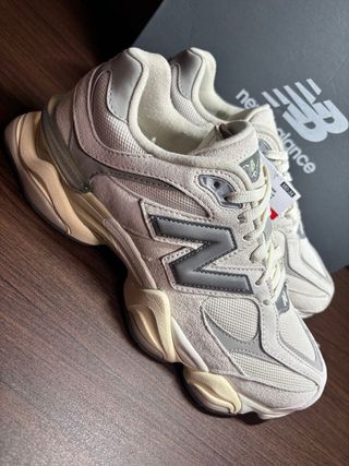 New Balance 9060 Talla 42