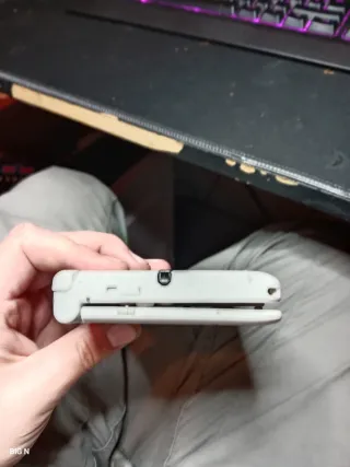 Nintendo 3DS XL Blanca+cargador+lapiz