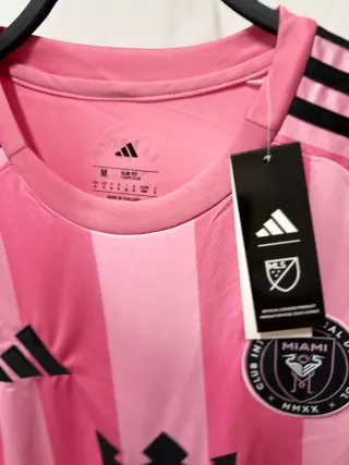 Camiseta Adidas Rayas Rosas Talla M