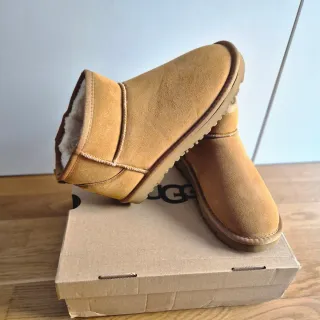 Botas Ugg Classic color Camel