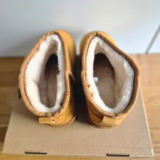 Botas Ugg Classic color Camel