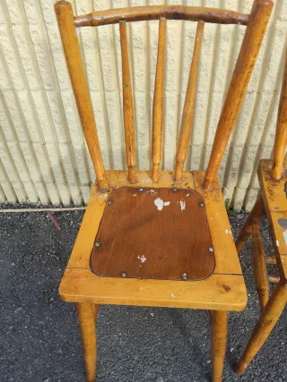 Sillas de madera antiguas