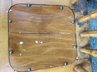 Sillas de madera antiguas