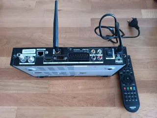 Receptor Satélite Fonestar RDS-583WHD con Mando