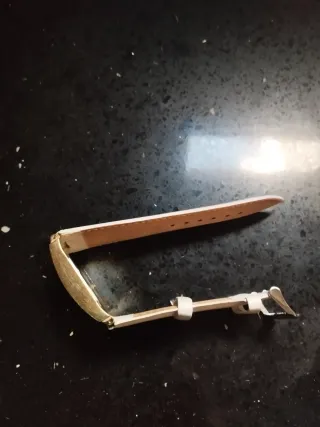 Reloj Guess Mujer Dorado y Blanco