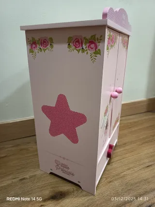Armario de juguete infantil rosa