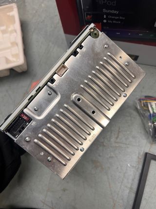 Pioneer DMH-A240BT Multimedia Receiver