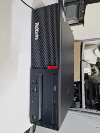 Lenovo ThinkCentre PC Fisso i3 8GB RAM SSD