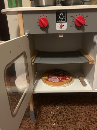Cocina de madera para niños