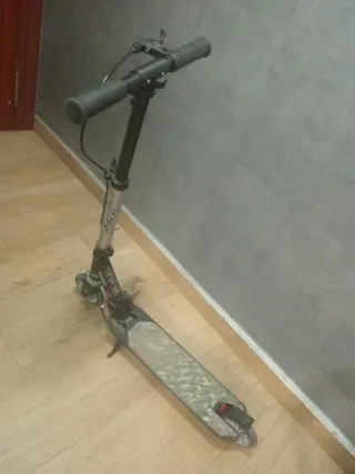 Patinete plegable con freno