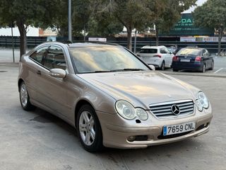 Mercedes-Benz Clase C 2003