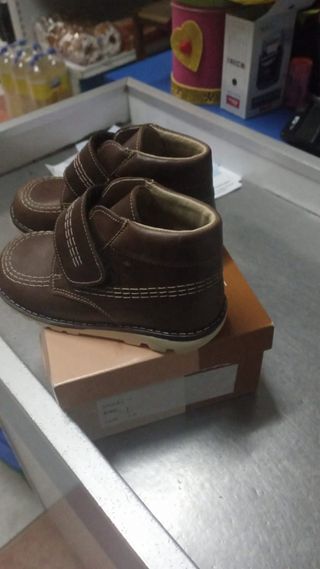 Botín niño marrón talla 25 Repito N25
