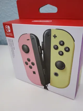 Mandos JoyCon Nintendo Switch Rosa y Amarillo