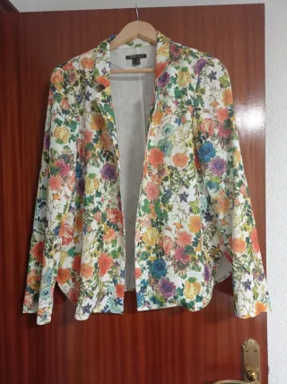 Chaqueta flores Blanco Talla XL