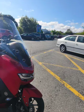 Yamaha NMAX 125 2021 Roja