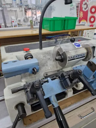 2 Máquinas Duplicadoras de Llaves JMA