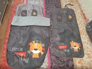 Sacco invernale e materassino estivo per passeggini