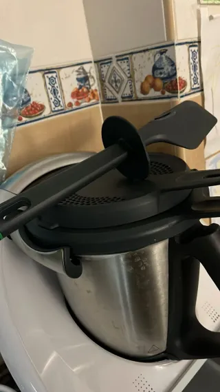 Thermomix TM6 con 1 año de garantía