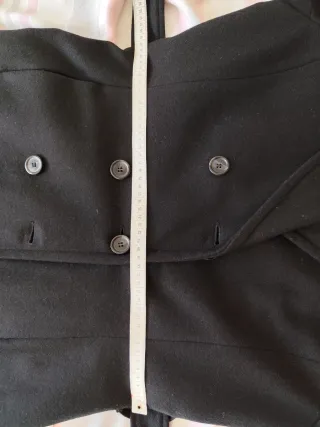 Elegante abrigo recto negro