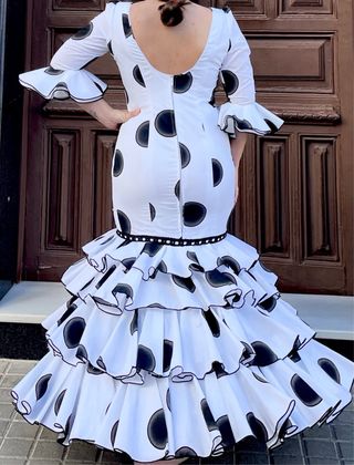 Traje de Flamenca Lunares Blanco y Negro T404244