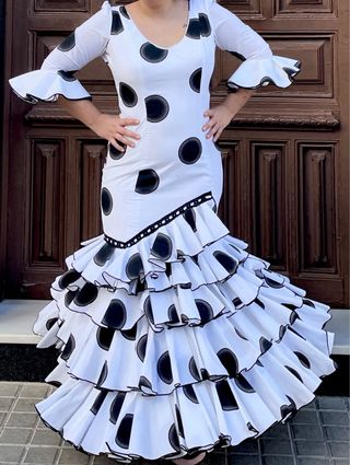 Traje de Flamenca Lunares Blanco y Negro T404244
